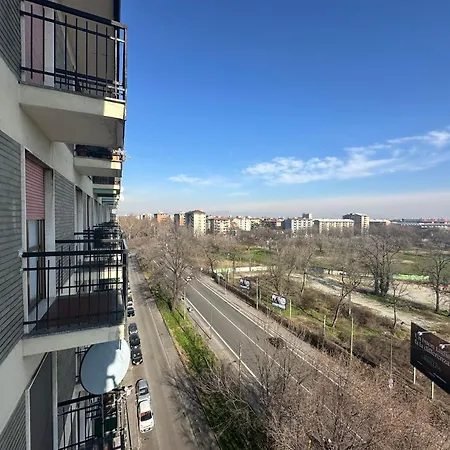 Annahouse * Милан